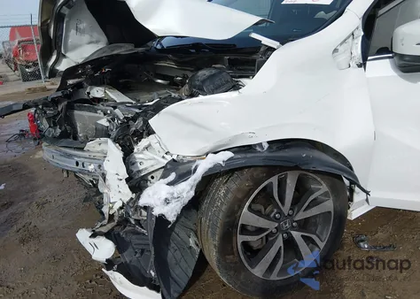 2022 Honda Odyssey Touring z USA, uszkodzony, nr VIN 5FNRL6H84NB014083